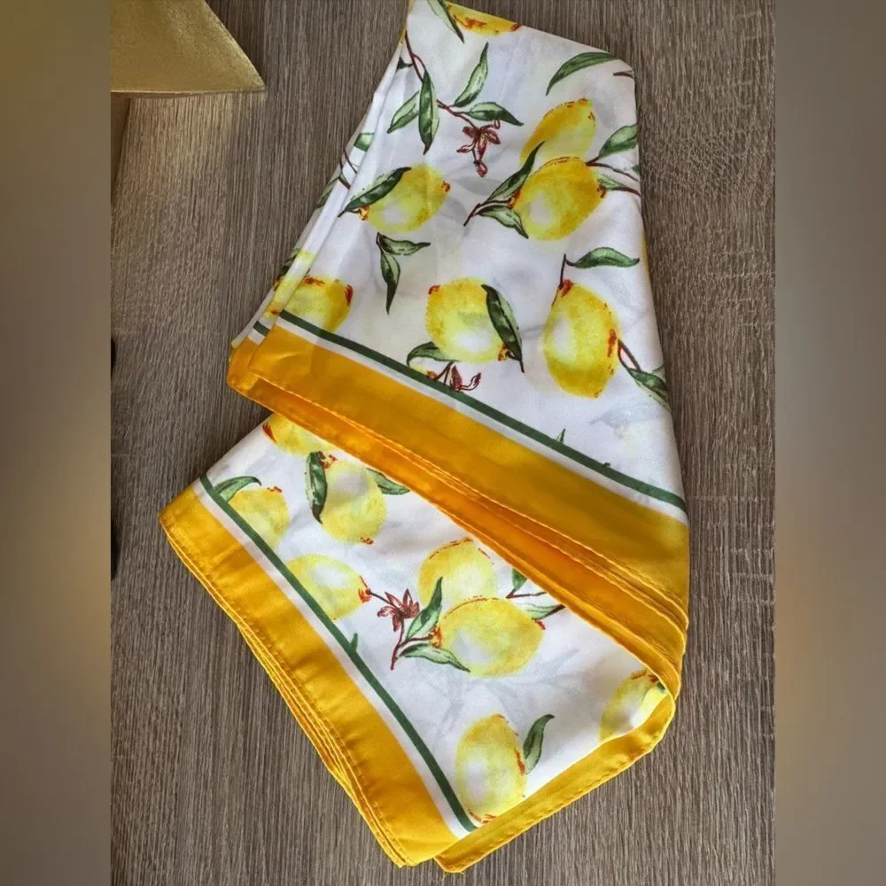 Lemon Print Scarf N880